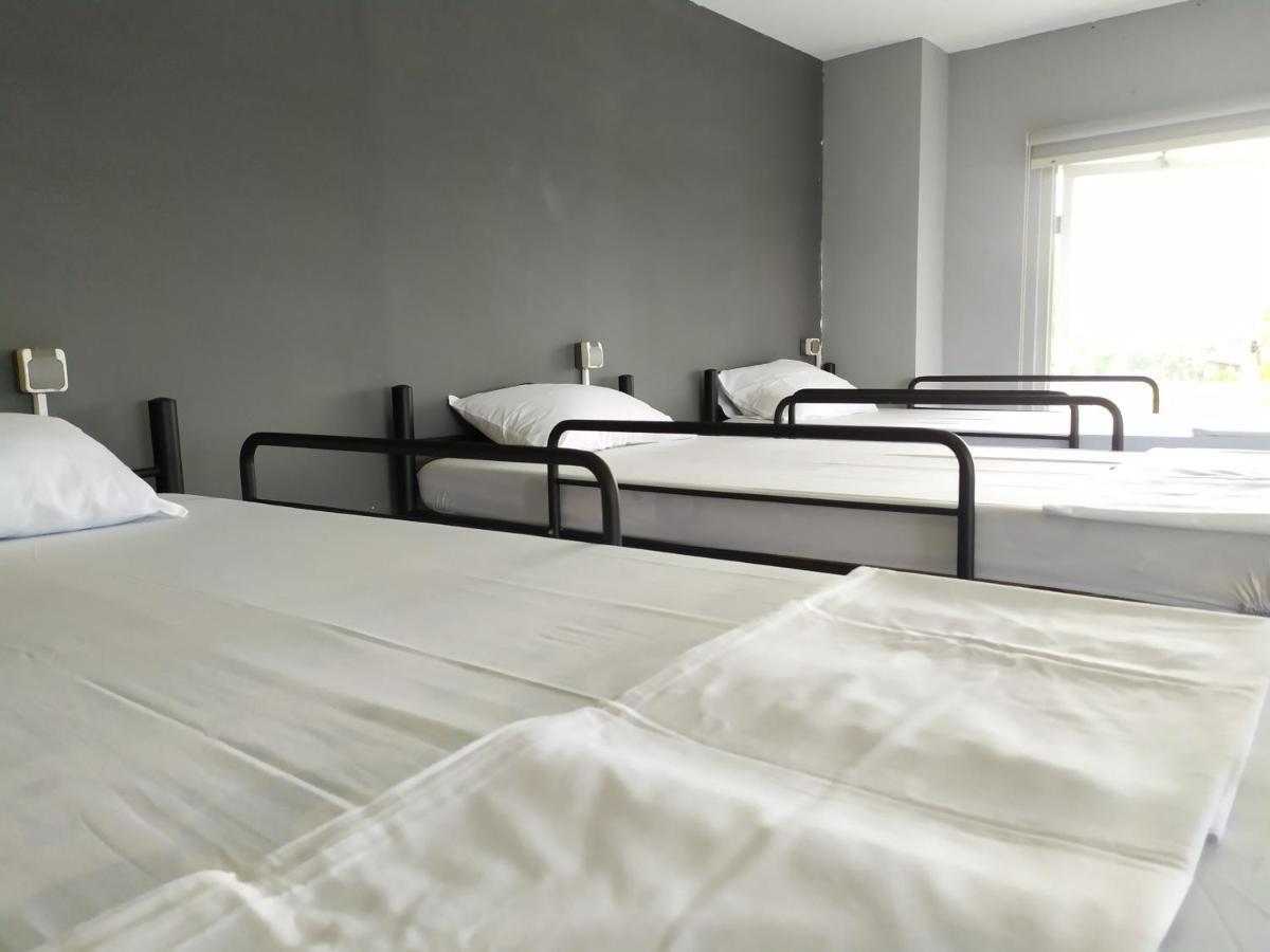 Footprints Xperience Hostel Mataram Exterior photo