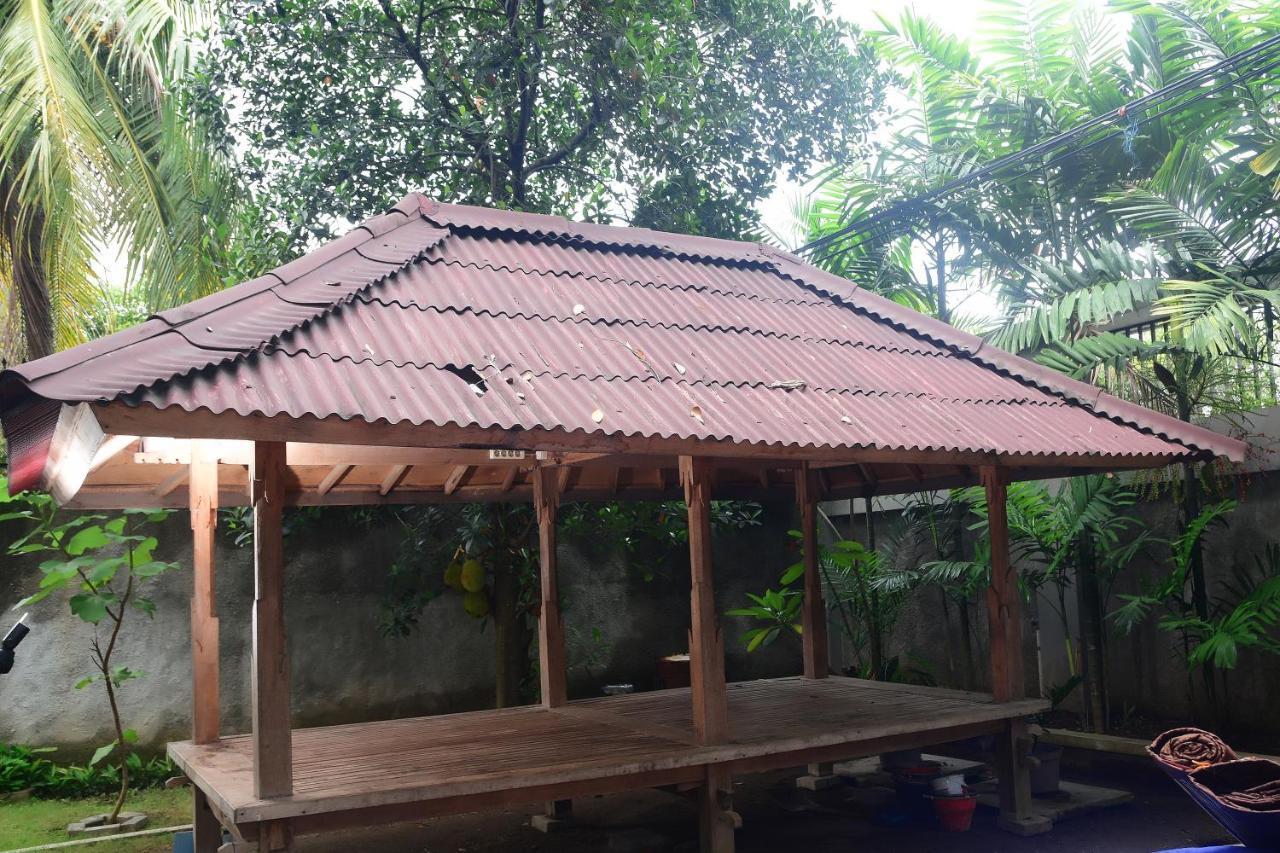 Footprints Xperience Hostel Mataram Exterior photo