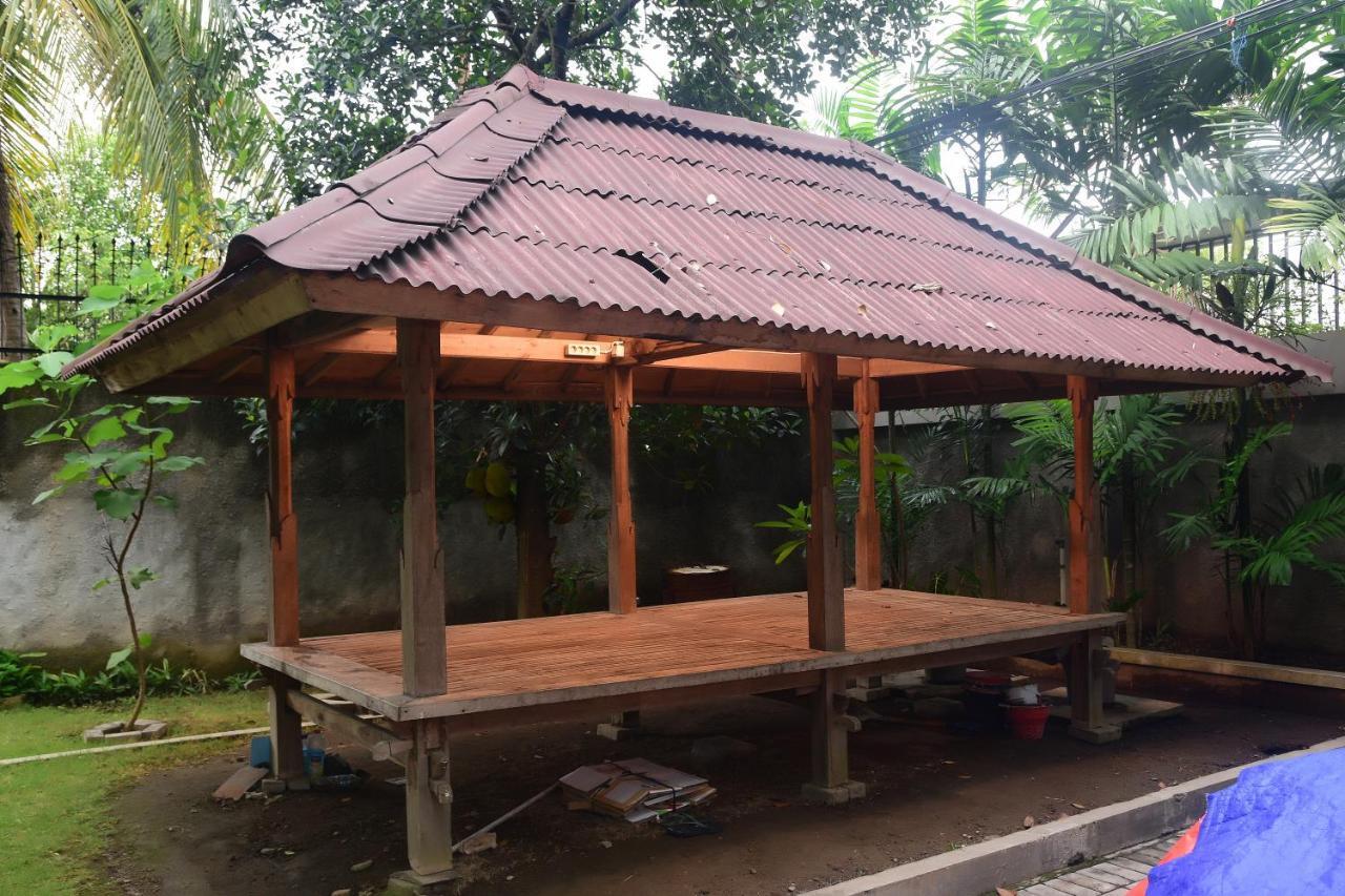 Footprints Xperience Hostel Mataram Exterior photo